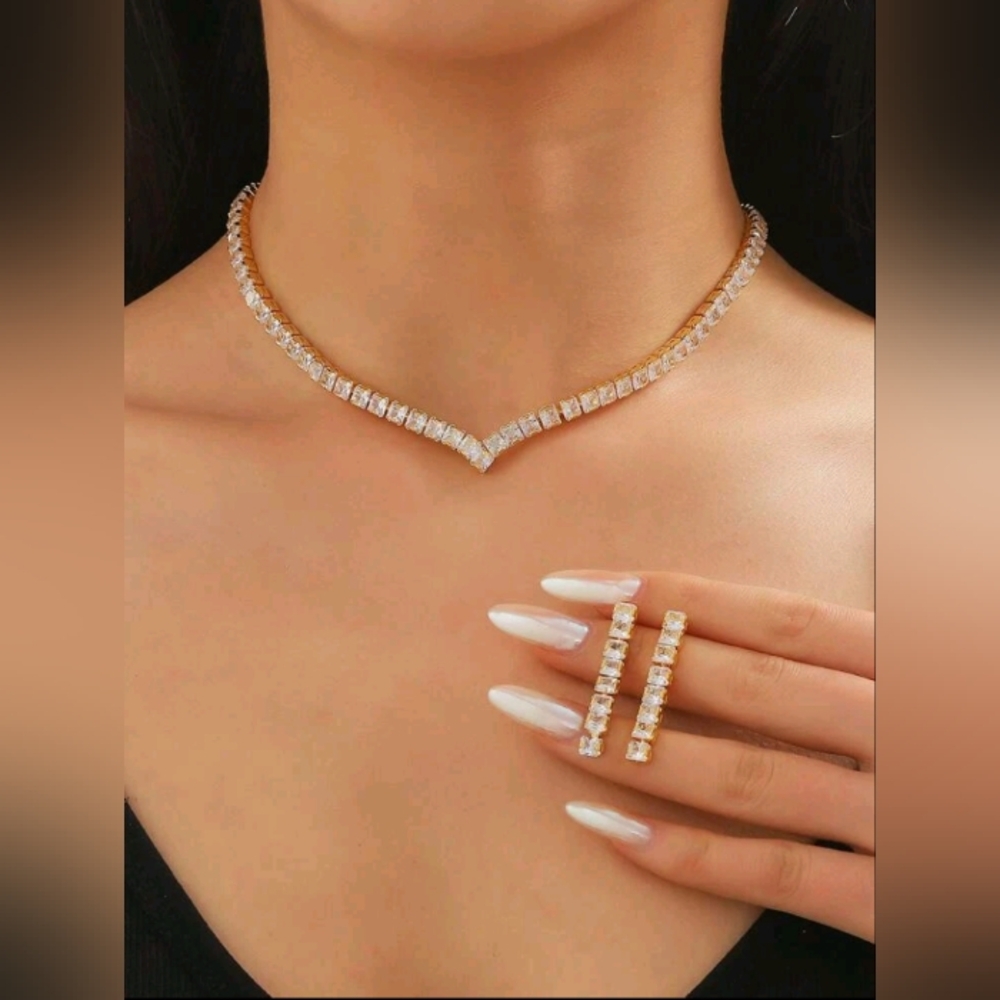 NEW CZ Diamond Adjustable Choker Necklace And Earrings Set